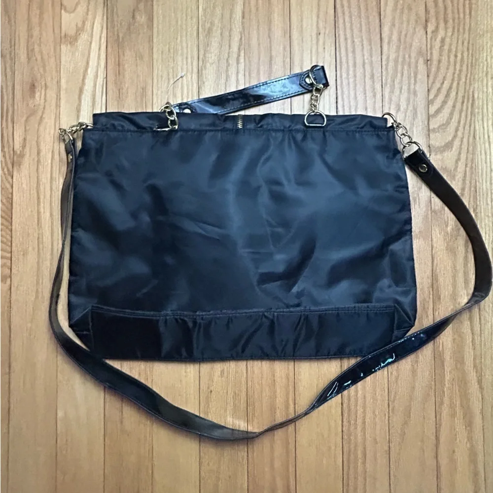 Vintage Apple Bottoms Black Shoulder Zipper Pouch/Bag